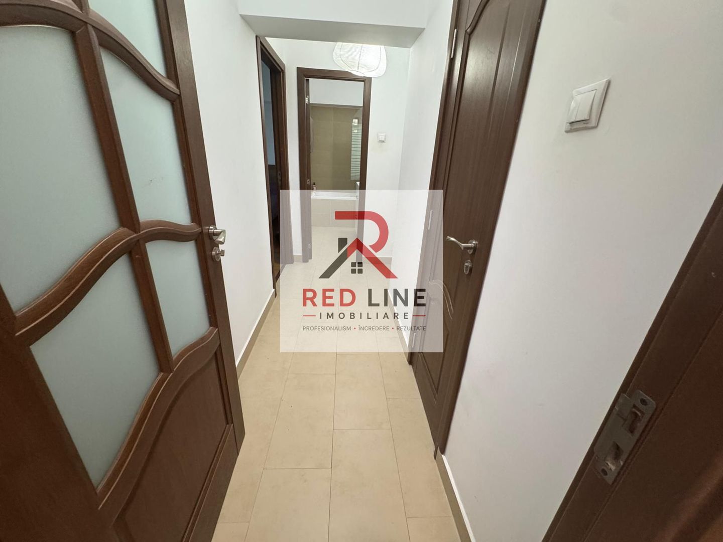 Apartament 4 cam. Premium , Ultracentral – Vis-à-vis de Primărie - Poză 5