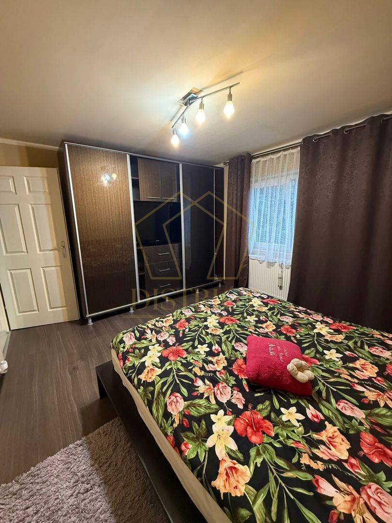 Apartament renovat și decomandat 2 camere | Zona Lunei - Poză 6