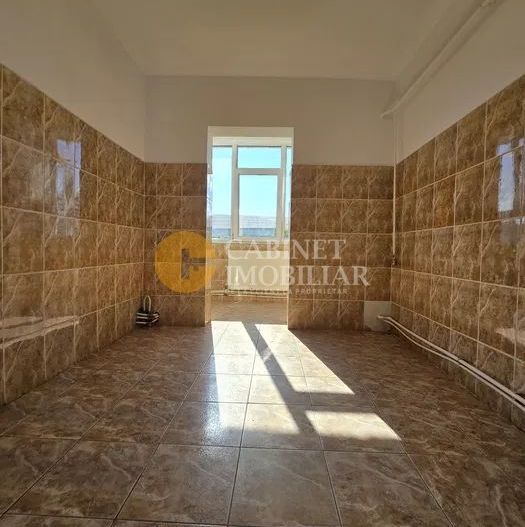 Apartament 3 camere, decomandat - zona Galata - Poză 6