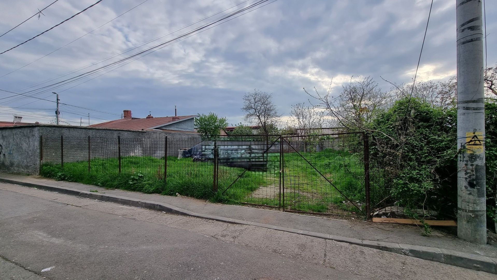 URGENT!, zona linistita, certificat de urbanism depus, NEGOCIABIL - Poză 1