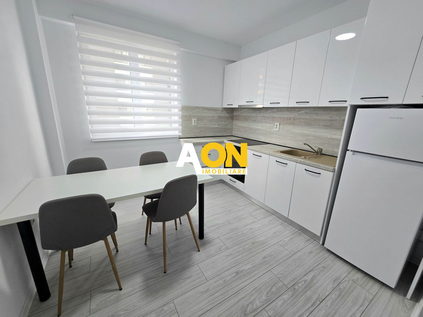 Apartament cu 3 Camere, Scară Interioară, Bloc Nou - Poză 4