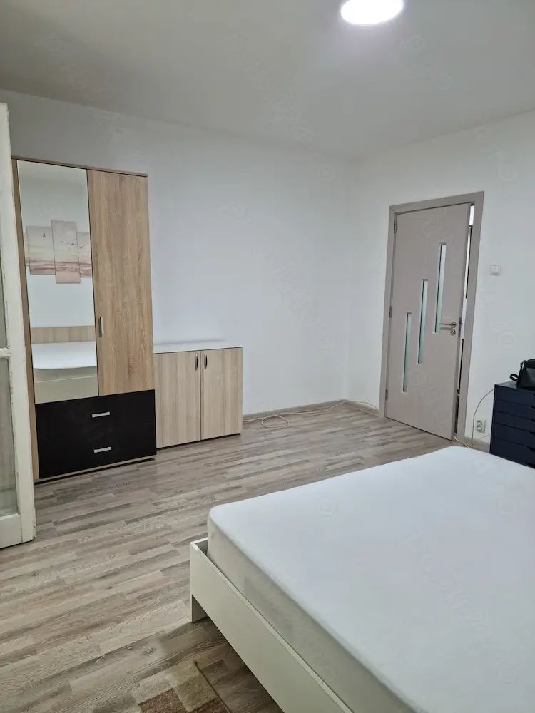 Garsonieră decomandată 42 mp, pet friendly, balcon mare, Diham-Basarabiei - Poză 2