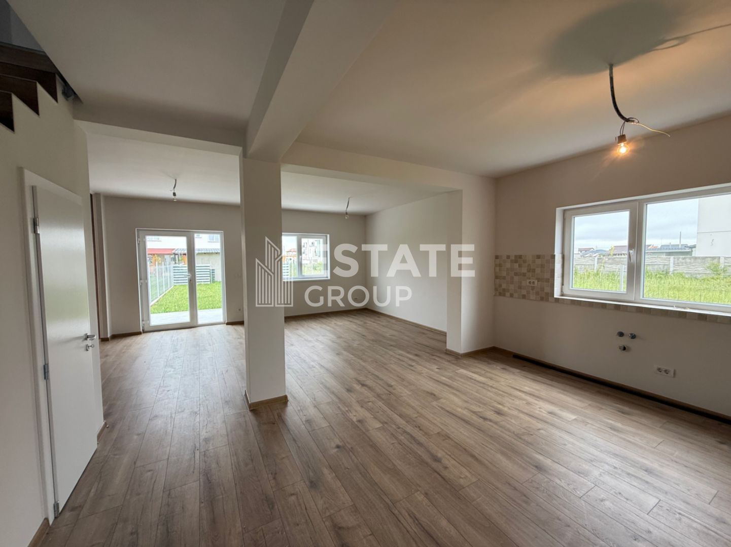 Duplex cu 4 camere in Mosnita Noua - Poză 2