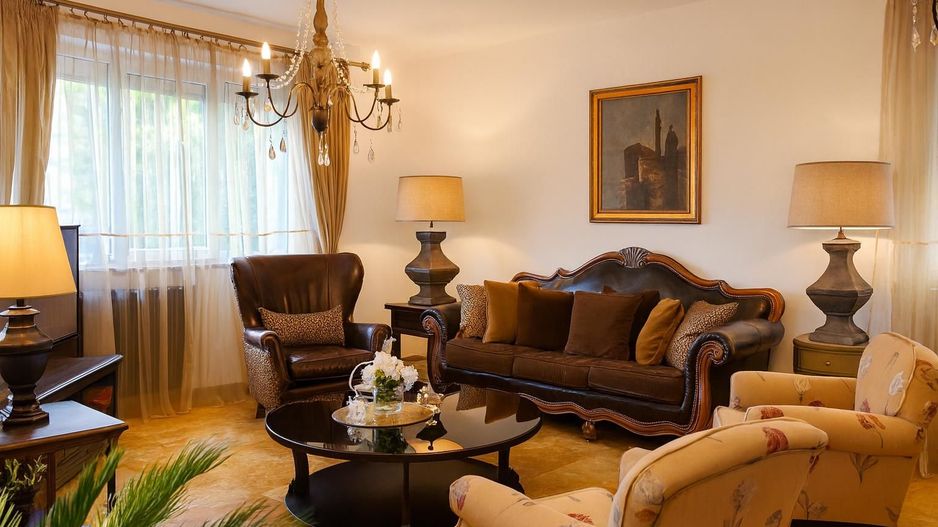 Vilă Erou Iancu Nicolae |  Locație premium stradală - Poză 1