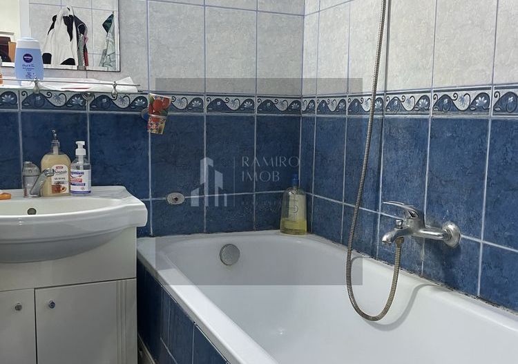 Apartament 3 camere, Zona Barca/Rahova, 2 bai, posibilitate centrala - Poză 4