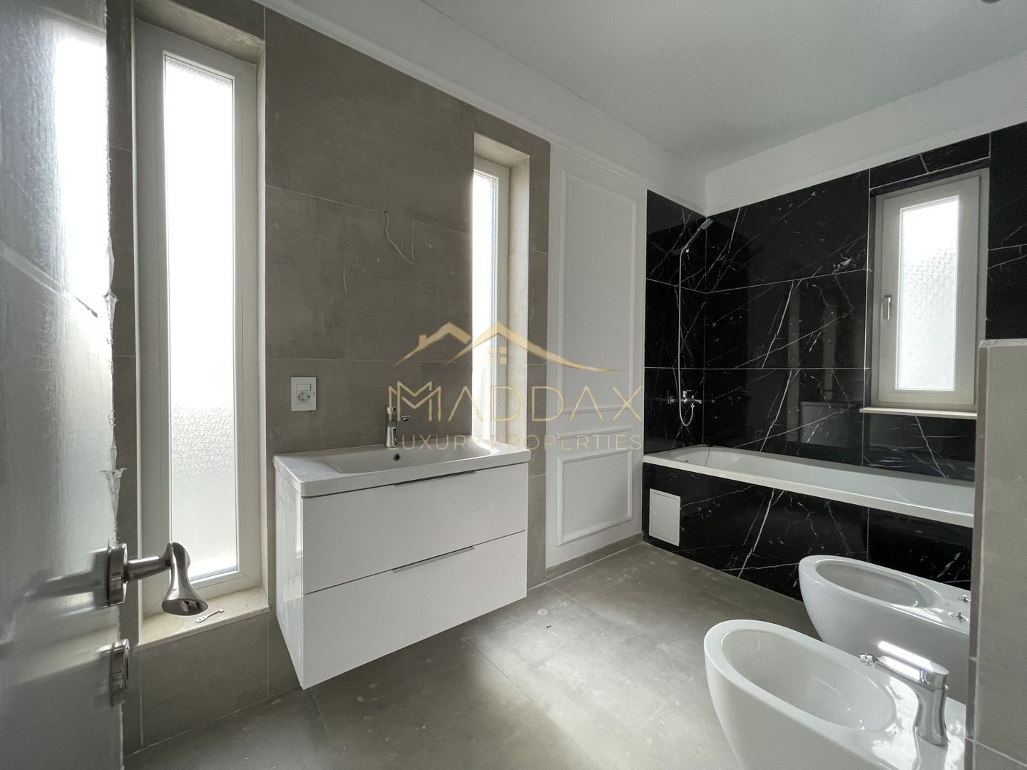 Vila individuala P+1 ***4 Camere***Curte proprie 380 mp//CORBEANCA - Poză 21