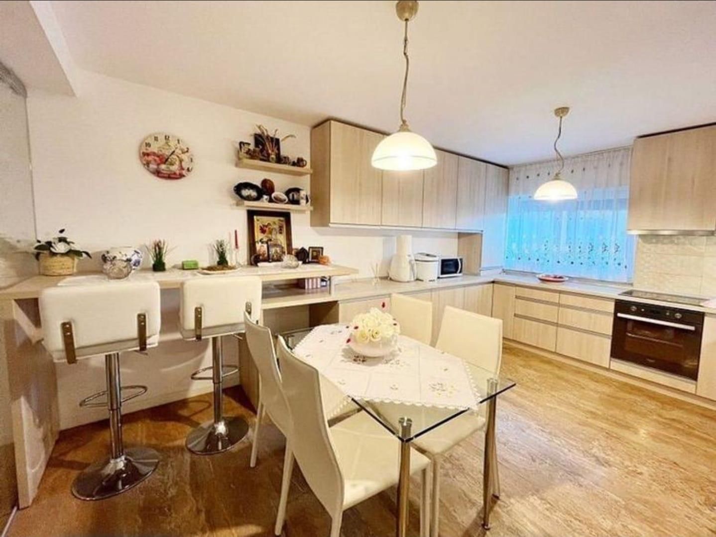 Un refugiu contemporan I Casă P+1 din complex intim I Dumbravița - Poză 8