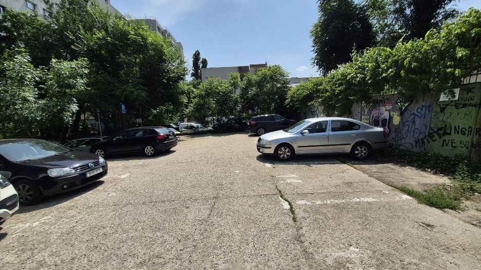 Teren intravilan construcții 430 mp dubla deschidere la strada! - Poză 1