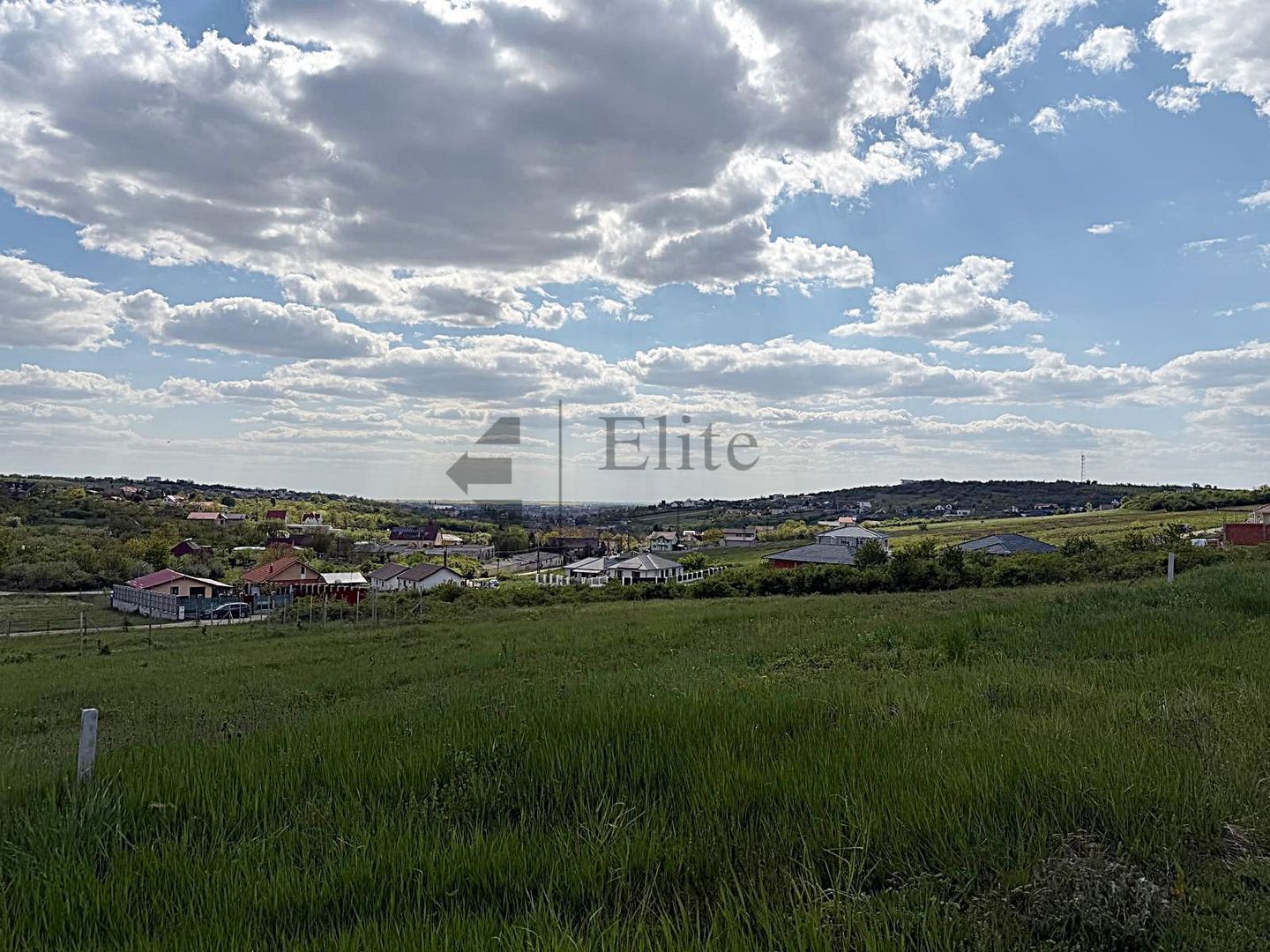 Teren intravilan 771 mp, zona Dealuri Oradea | Panorama superba - Poză 2