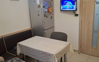 APARTAMENT LOC PARCARE ZONA SEBASTIAN - Poză 2