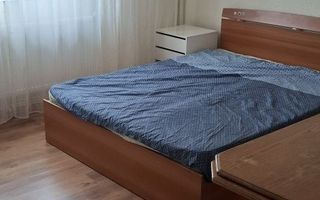 Inchiriez apartament 2 camere decomandat semi utilat - Poză 1