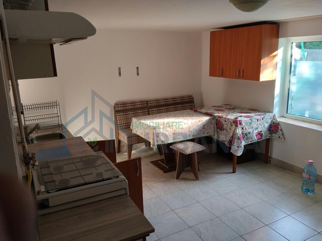 Casă de închiriat, 2 camere decomandate, Bucium, Iași - Poză 5