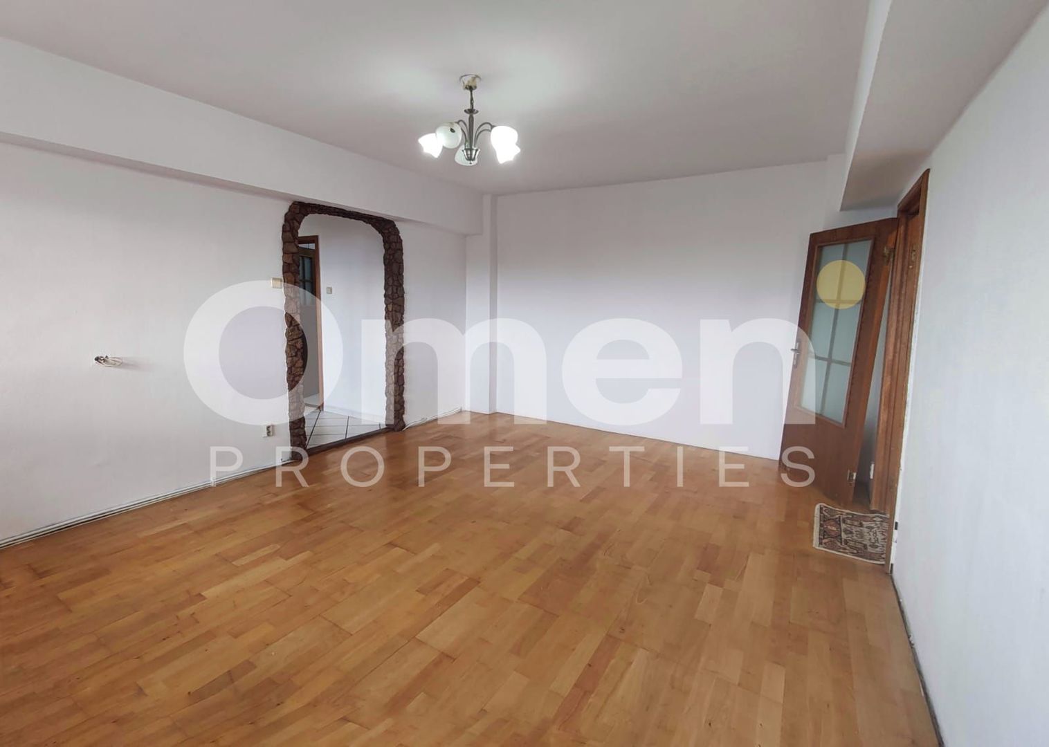 Apartament cu 3 camere de vânzare | Zonă Centrală - Poză 1