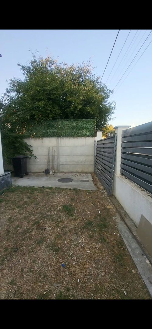 Casa Mogosoaia, constructie noua, 3 bai, zona in dezvoltare, vecini civilizati - Poză 1
