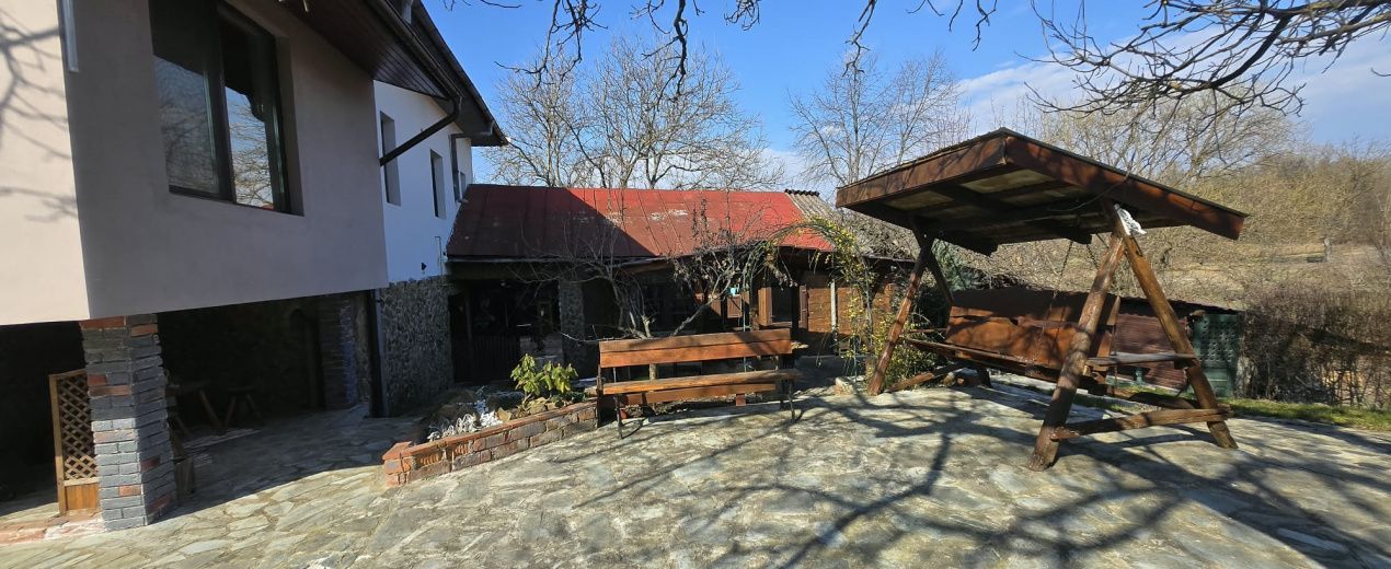 Proprietate de excepție în Lelești – la doar 8 km de Târgu Jiu - Poză 34