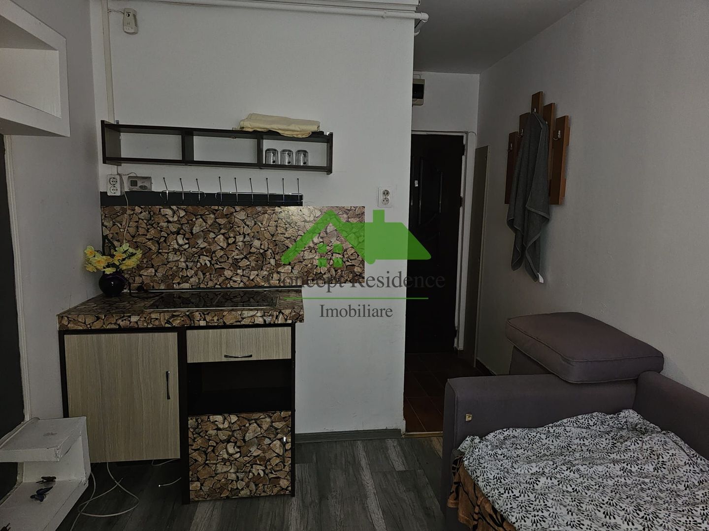 Inchiriez Garsonieră – Bd. Traian – zona Gării - Poză 3