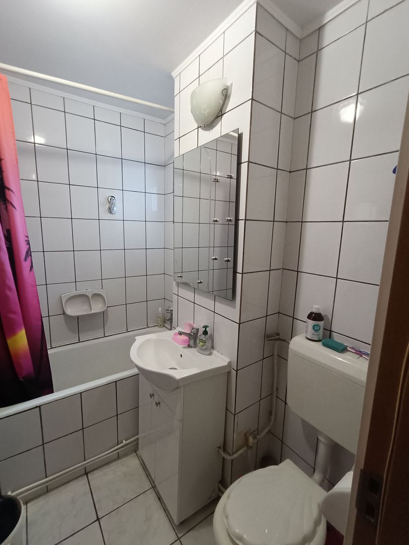 Apartament 3 camere, 70 mp utili, balcon, zona Cetate, Alba Iulia - Poză 8