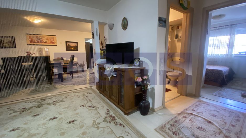 APARTAMENT 3 CAMERE | CURTE 66MP | DAMAROAIA - Poză 6