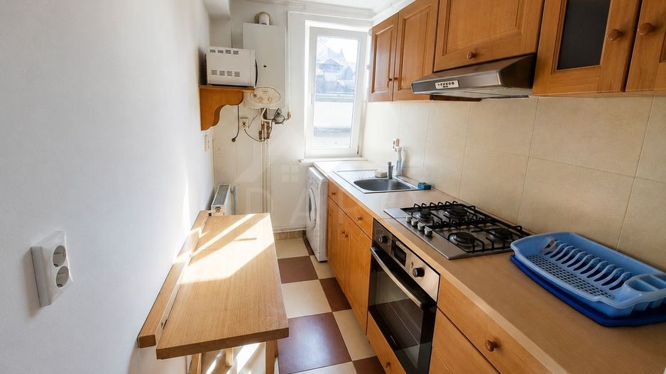 Închiriez Apartament Premium | 2 camere | 55 m2 | Ultracentral | Renovat recent | Etaj 2 - Poză 2