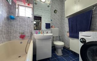 Apartament 3 camere decomandate | 2 bai | 69 mp | Cetate - Piata - Poză 9