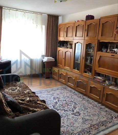 Inchiriez apartament 2 camere decomandate cartier Alexandru cel bun - Poză 1