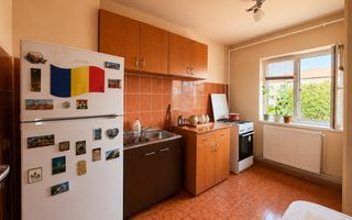 Apartament decomandat cu 3 camere | Aradului - Poză 7