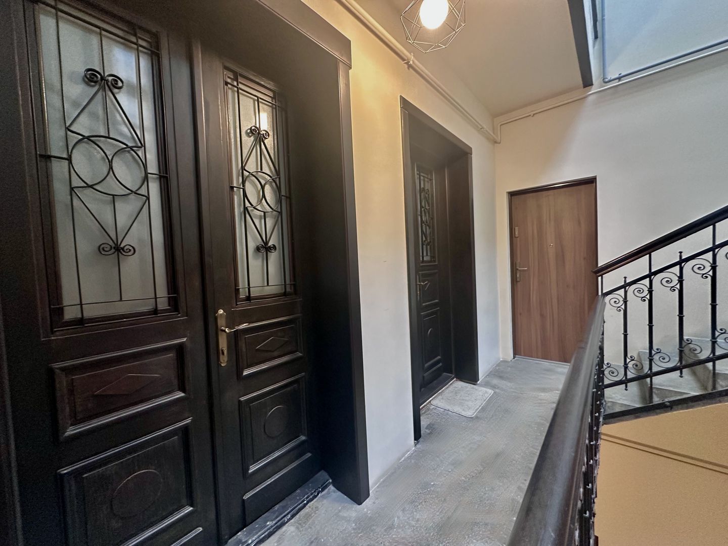 Studio boem de închiriat în zona ultracentrală a Timișoarei - Poză 12