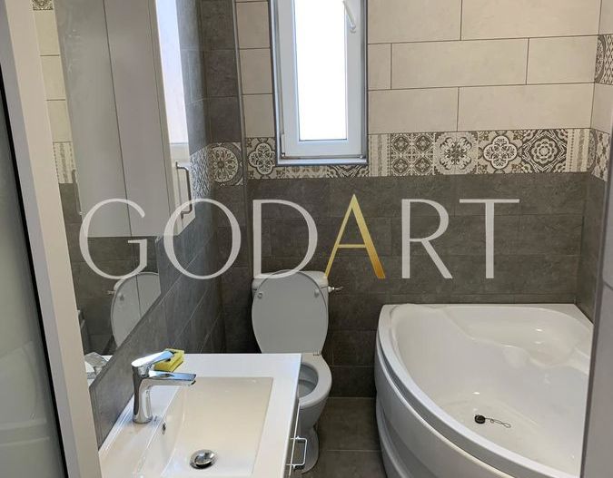 Vila spatioasa | Complet renovată | Central - Poză 13