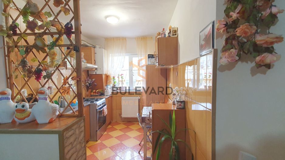 Apartament cu 2 camere, zona strazii Stejarului! - Poză 1