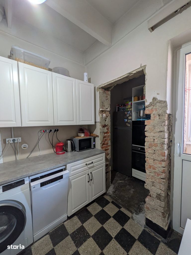 Apartament în bloc tip vilă balcon si beci– Astra, Brașov | Etaj 2/2 - Poză 6