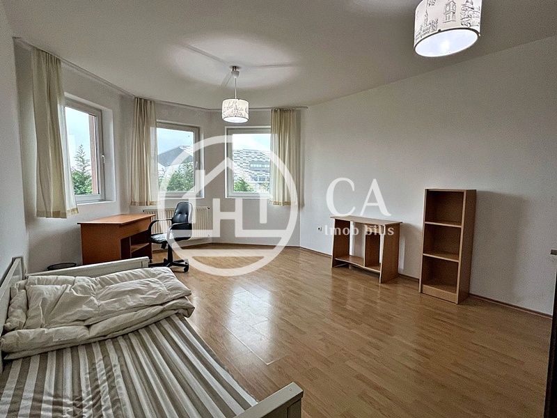 Casă de închiriat cu 4 camere în Cartierul Europa, Oradea - Poză 8