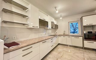 3 camere, decomandat - strada Mărășești - Poză 2