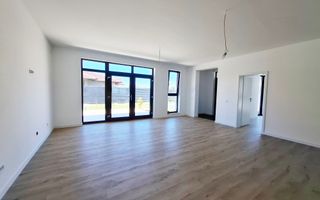 Casa cu 4 camere de vanzare, Bucov, Mica Roma - Poză 3
