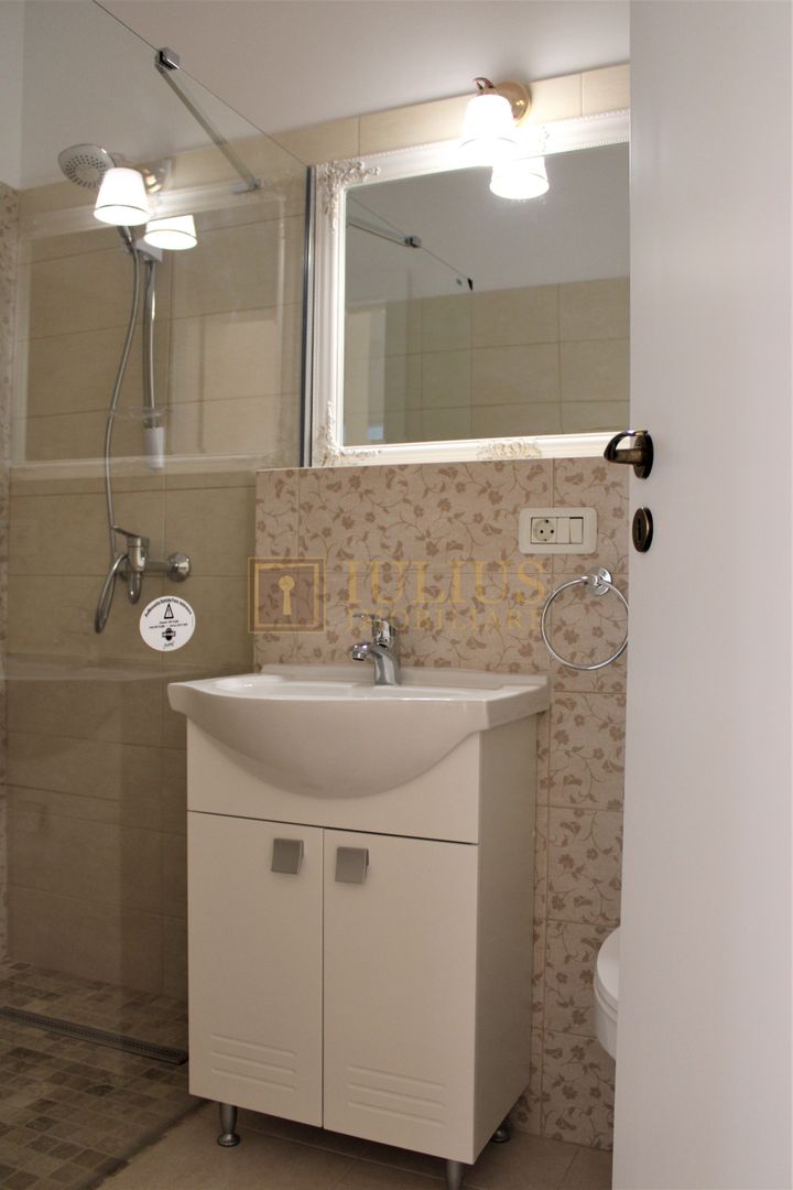 Imobil deosebit, curte spatioasa, centrala proprie, loc de parcare! - Poză 20