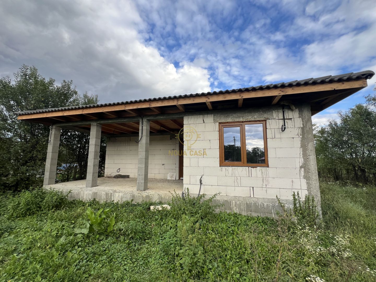 !LISTARE NOUA! Casa de vanzare in Comuna Lazuri /Teren 3800MP - Poză 2