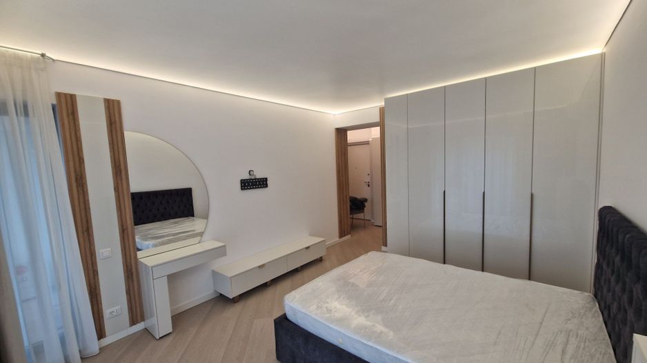 Studio de închiriat în Complex Cortina North - Poză 1