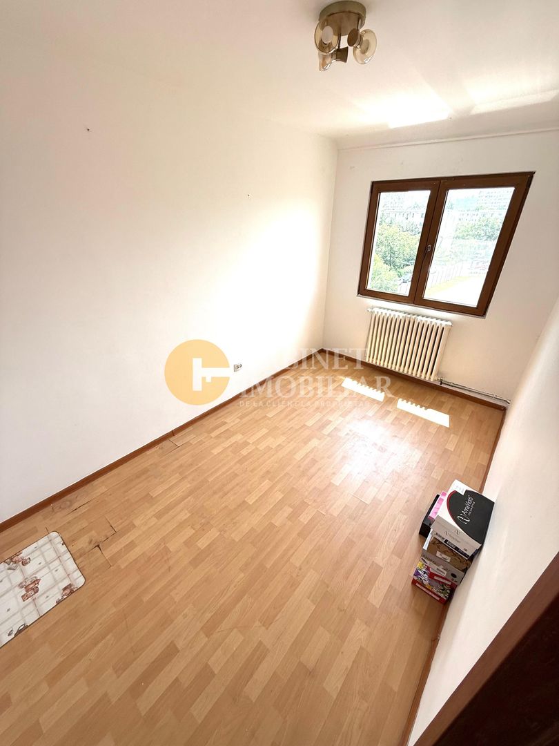 3 Camere SemiDecomandat  - Bloc fara risc - Podu Ros - Poză 5
