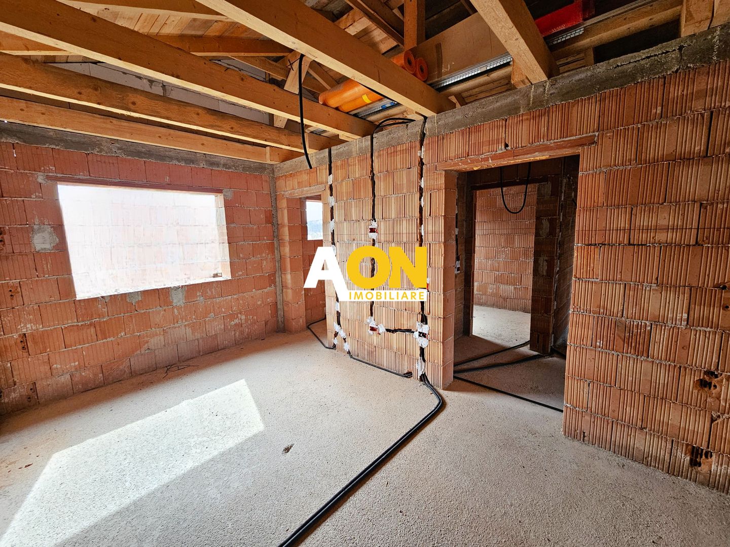 Casa la rosu, 4 camere, 3 bai, 339 mp teren, zona Valea Popii - Poză 17