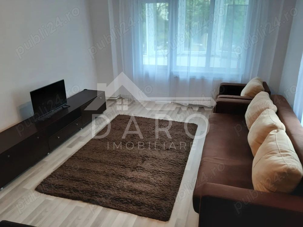 Apartament spațios 3 camere, zona centrala , Poli 2 - Poză 2