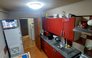 De vanzare 4 camere/97 mp utili/Scoala 10/Focsani/et 3/4