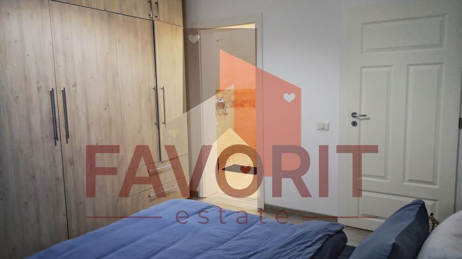 Curte proprie de 56 m.p. 2 bai. Bloc nou in oras. - Poză 8