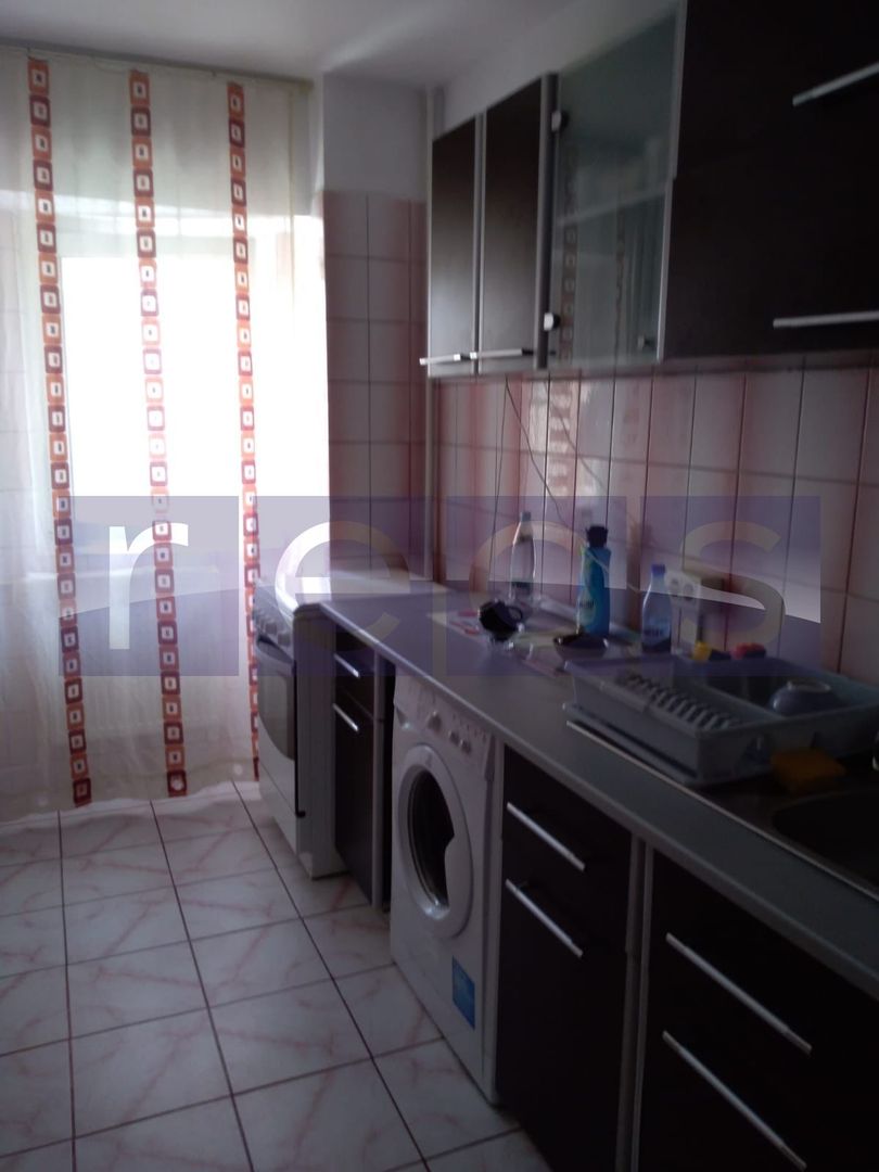 DE INCHIRIAT GARSONIERA SPATIOASA- METROU TIMPURI NOI - Poză 3