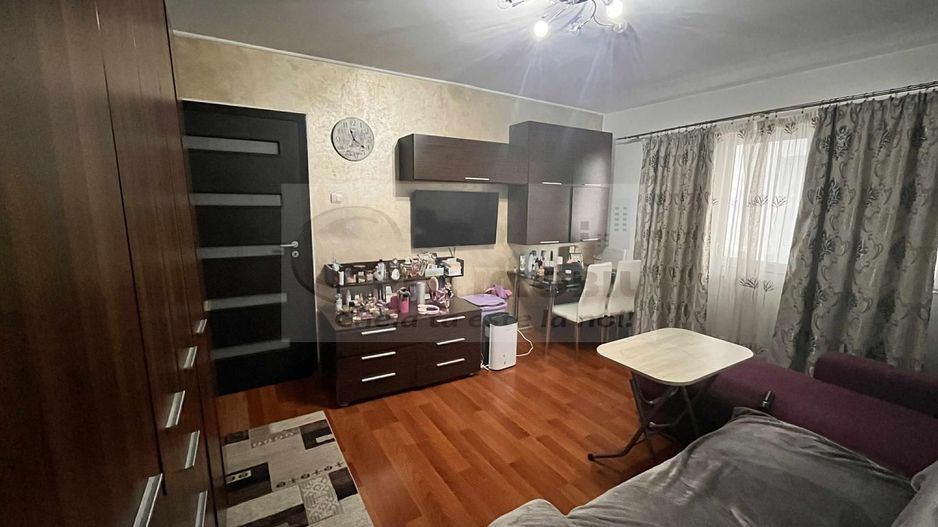 Zimbru 2 camere, et.1, semidecomandat, 85.000 € - Poză 1