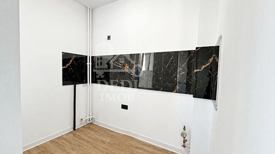 Apartament 1 camere de vânzare in zona Rogerius, Oradea - Poză 3