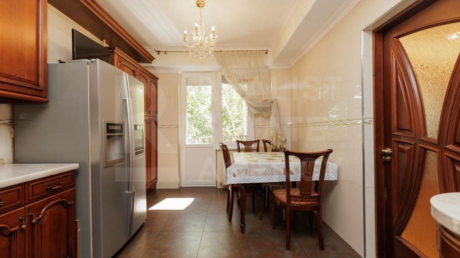 Chirie, apartament, 4 camere, str. Mihai Eminescu, Centru - Poză 5