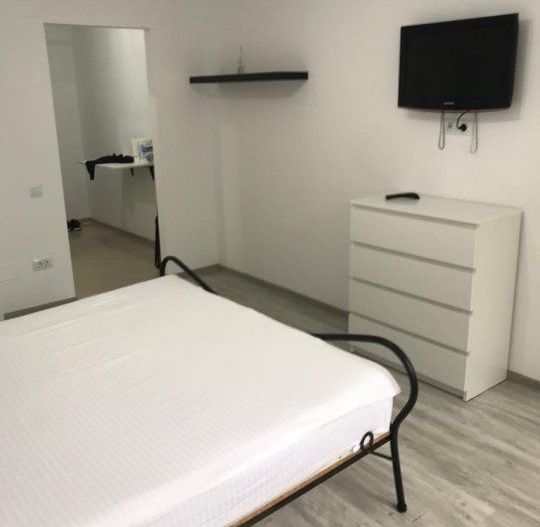 Garsoniera Tiglina 1, etaj 1 renovata recent - Poză 5