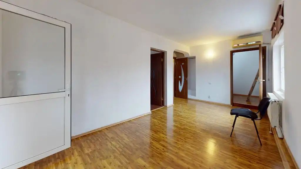 GROZAVESTI - Orhideea / Vila multifunctionala 251 mp / Teren 270 mp - Poză 52