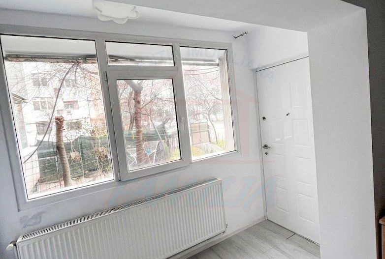 De inchiriat ap 2 camere in Micro 21, pret 2000 ron/luna, 60mp - Poză 4