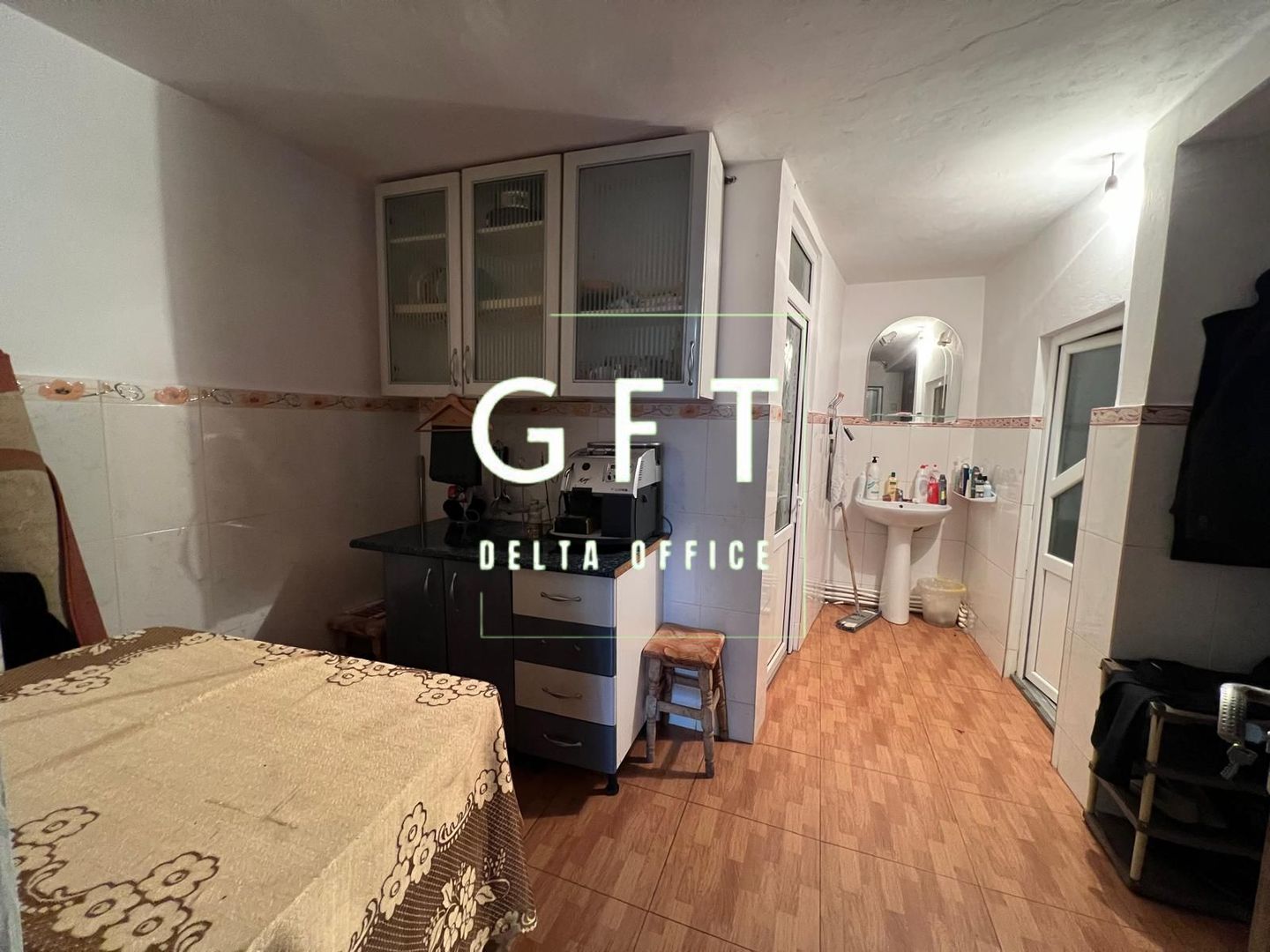 Casa de vanzare la Cepari - Poză 24