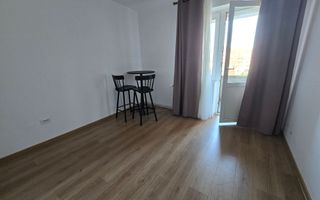 Apartament cu 4 Camere, Complet Mobilat, Lift, Zona Centru - Poză 19